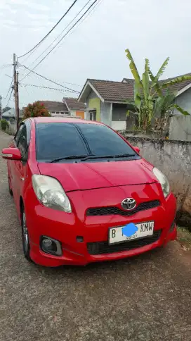YARIS E MATIC 2012