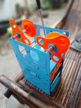 Mesin cup sealer