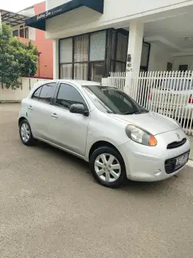 Nissan March 2011 L Matic Cakep