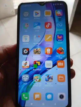 HP Redmi 9 kondisi normal lengkap dus mulus
