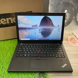 Laptop Lenovo ThinkPad X270 Core i5-7300U 8GB 256GB 12.5HD Windows 10