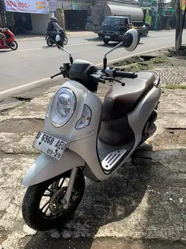 Scoopy Prestige thn 2024