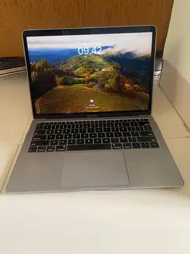 Macbook Air Retina Display Mulus & Sangat Normal