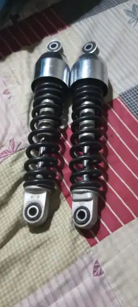 Shockbreaker belakang