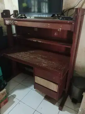 Meja belajar jati