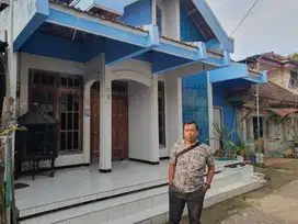 RUMAH DI KELURAHAN GEDANGAN, SIDAYU GRESIK