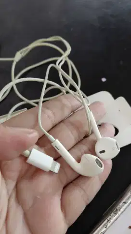 Earphone headset iphone