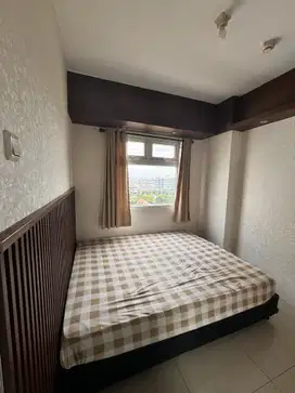 DISEWAKAN 2 KAMAR APARTEMEN GREEN PRAMUKA CITY CHRYSANT INCLUDE IPL