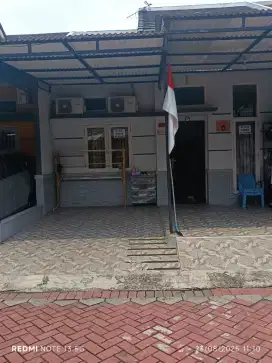 Di jual rumah komplek global mansion