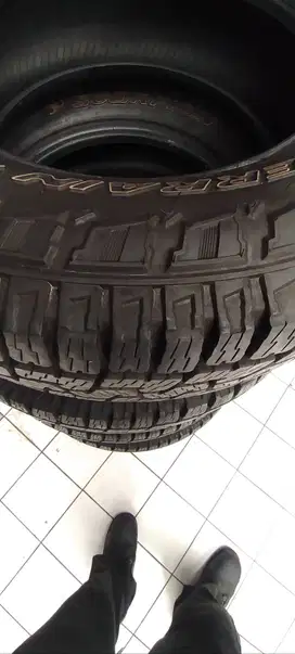 Ban Pirelli Scorpion AllTerrain plus 275/65-18