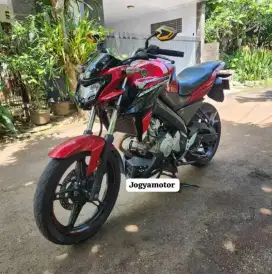 Vixion tahun 2015