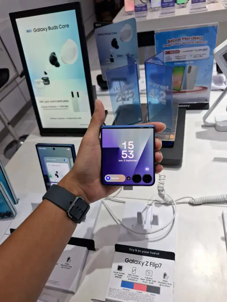 Samsung zflip 7 promo