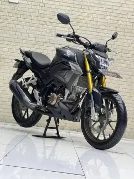 READY‼️ HONDA CB 150R TH 2022 NOPOL N PAJAK PANJANG ODO 17RB MULUS
