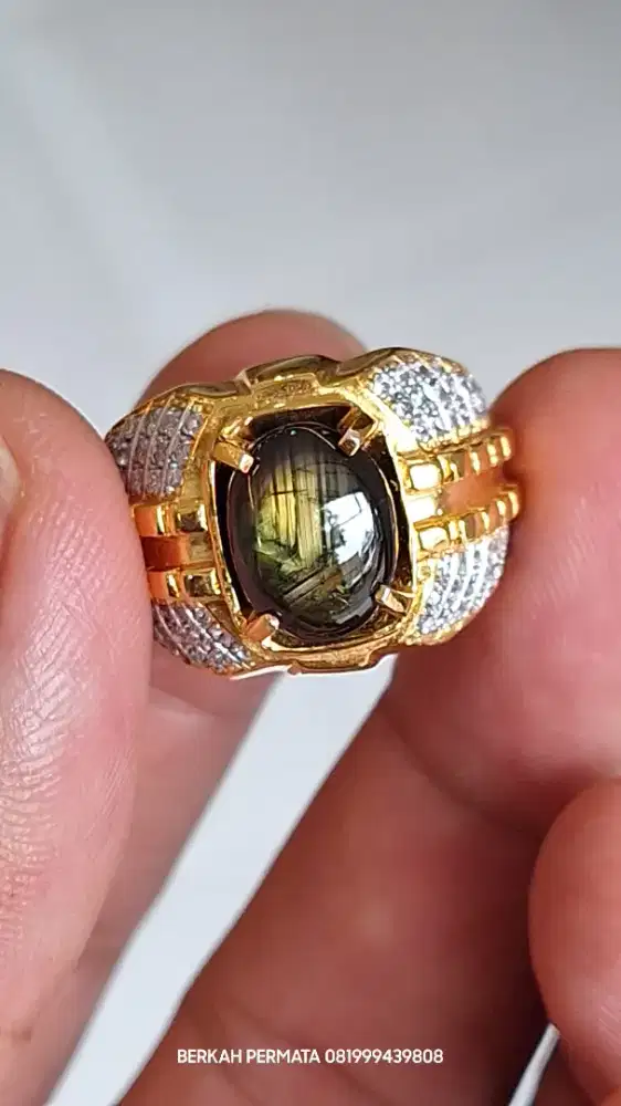 Bangsing kresnadana golden star sapphire