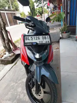 Yamaha Gear  2023 warna merah  Pajak  Februari 2025  keadaan  baik