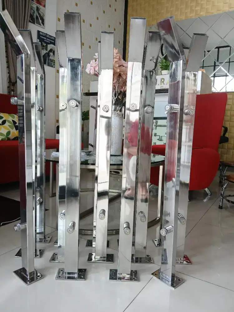 Railing Hollow Custom Model Kaca