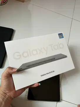 Samsung Tab S9 FE 5G Cellular 6/128