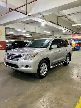 (KM 96rb) Lexus LX 570 ATPM 2011
