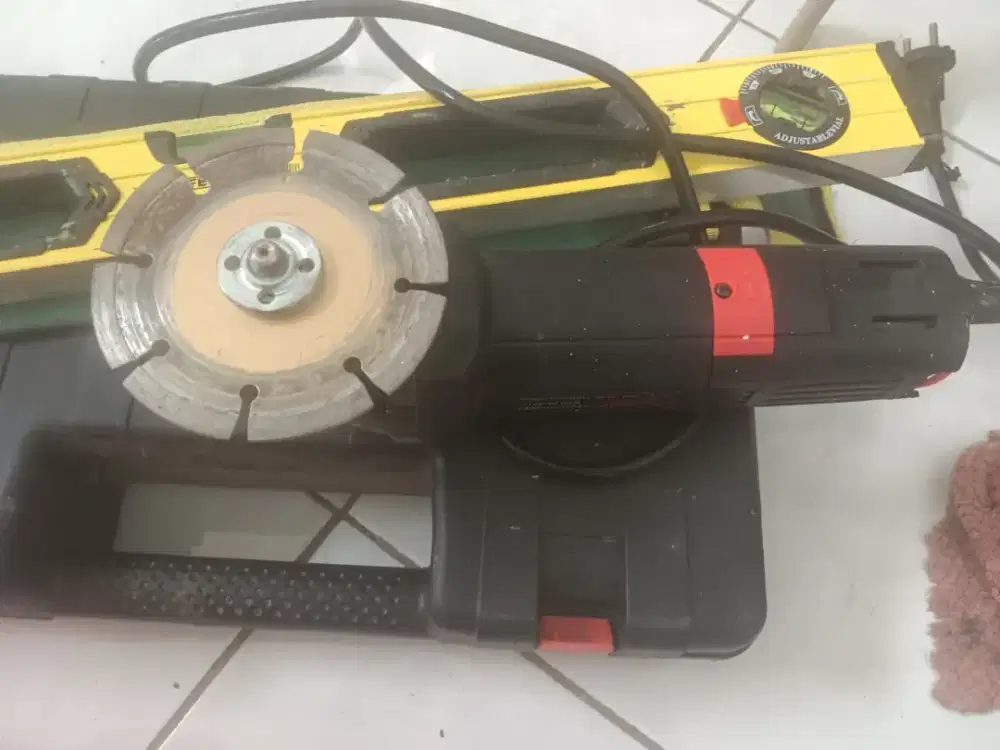 Gerinda tangan baru beli