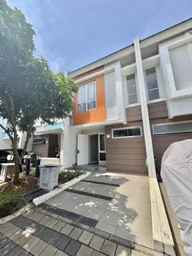 Dijual rumah Rapih siap huni Cluster Martinez Gading Serpong