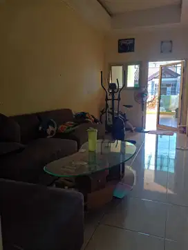 Dijual Rumah  Siap Huni Semi Furnished Lokasi  di Ciwastra Griya Indah
