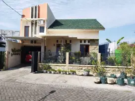 Rumah dijual cepat asri dan nyaman