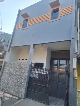DIJUAL Rumah Hunian Bagus Asri Modern 2 Lantai Strategis SHM Jati Muly