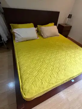 Rangka tempat tidur dari kayu, ukuran 220x200, Bed King Size 180x200