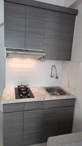 DISEWAKAN APARTEMEN GREEN PRAMUKA 2 KAMAR FURNISHED TOWER MALL 6 BULAN