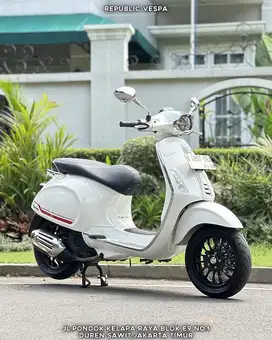JUAL MURAH VESPA SPRINT S 150 IGET ABS LED TH 2022 PERFECT CONDITION