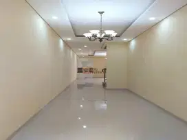 Dijual Rumah Bangunan Baru, Kemanggisan 2 Lantai Dekat Fakultas Binus