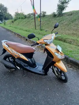 Mio 2010 nomor plat hoky warna gold orsinil