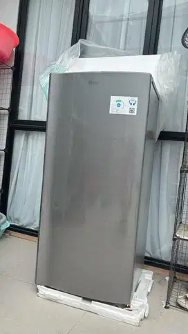 Kulkas LG belum pernah pakai