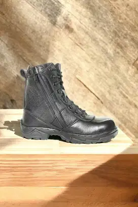 Sentra Produksi sepatu boots suede pria Kebomas