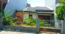 25. DIJUAL RUMAH HITUNG TANAH DELTASARI INDAH WARU SIDOARJO