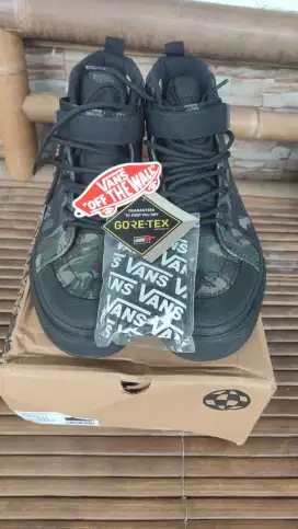 Sepatu Vans SK8 -Hi GTX VR3