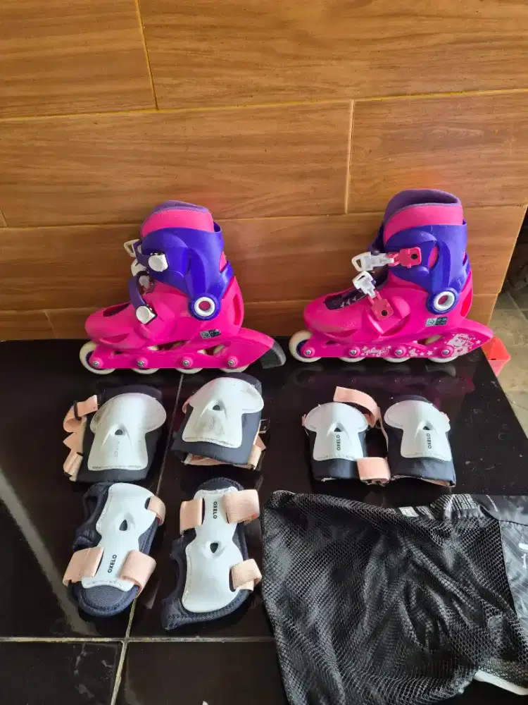 Sepatu roda anak pemula merk oxelo play 3 fullset