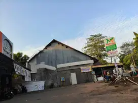 Dijual Rumah yang cocok untuk jadi tempat usaha
