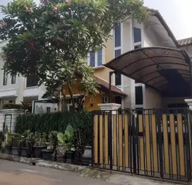 Rumah Komplek Elit Tanjung Barat dekat Aeon