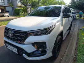 Jual BU Toyota Fortuner GR 2.8 4x2 Putih Pajak Panjang 2022