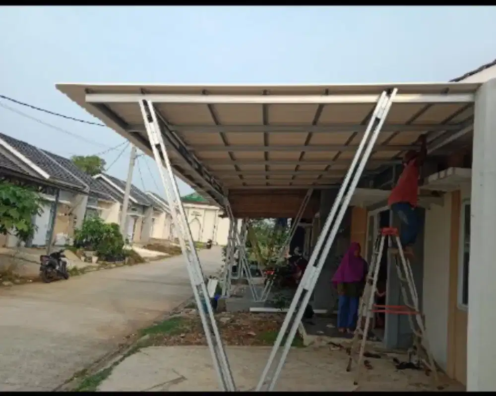 Kanopi baja ringan