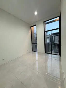 Rumah Baru Gress Distric 9 Citraland, SIAP HUNI