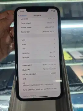 iPhone 11 64gb iBox Black Fullset Mulus