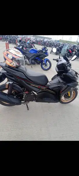 Aerox 2023 Hitam