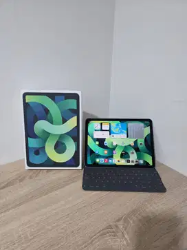 Apple iPad Air 4 256GB 256 GB Wifi Only + Smart Keyboard Folio 2020
