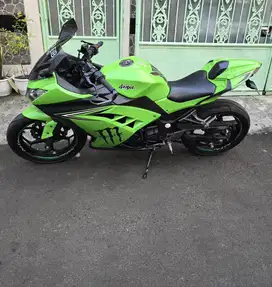 Dijual cepat Ninja 250 FI kondisi sangat baik