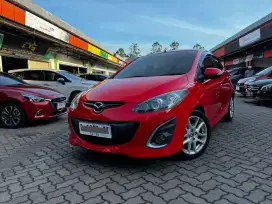 5JT MAZDA 2 R HB AT 2013 UPGRADE RZ RARE !!