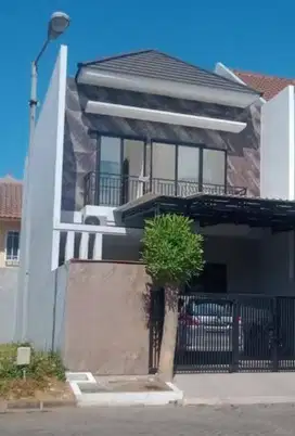 Pakuwon City Minimalis Siap Huni