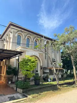 Di jual rumah mewah dekat pintu tol daerah cinere casa de cantique