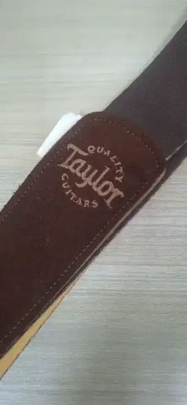 Taylor Swift Strap, Brown